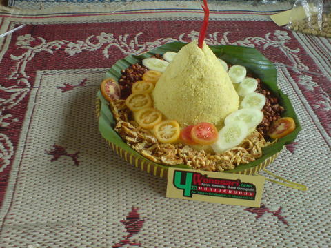 Tumpengan Wonosari.com 4th anniversary of Wonosari.com