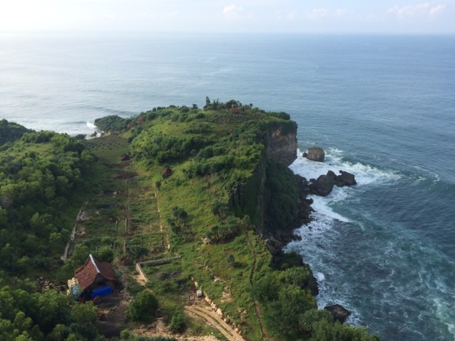 jarwadi menara tanjung baron pantai luwuk.resized