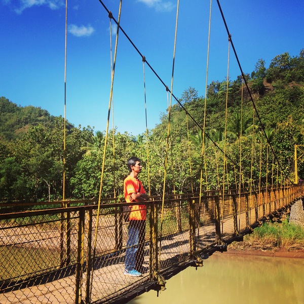 Narsisme di Jembatan Gantung Selo Pamioro Imogiri Bantul