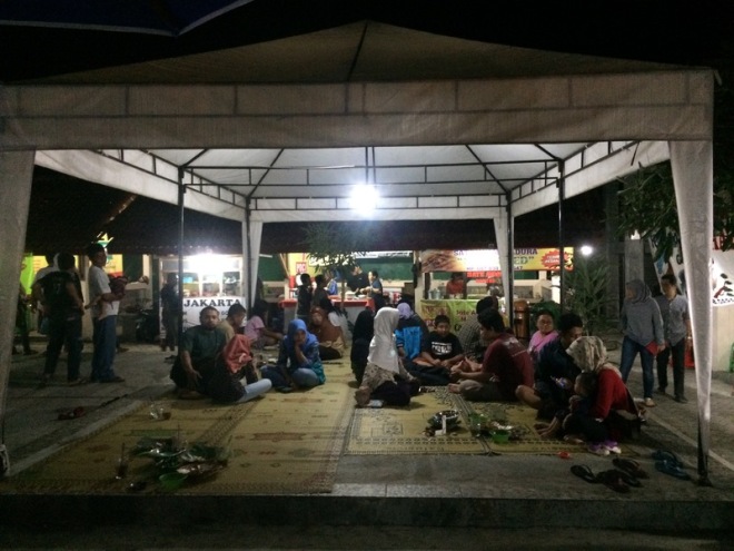 Taman Kuliner Wonosari Gunungkidul: Pengunjug Tamkul