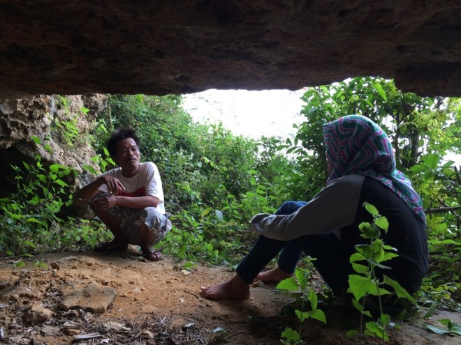 Gua Pertapan - Turunan Girisuko Panggang Gunungkidul Yogyakarta