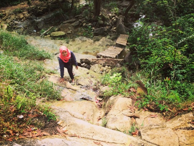 Mencari Jalan Pulang Alternatif di Curug Bangunsari