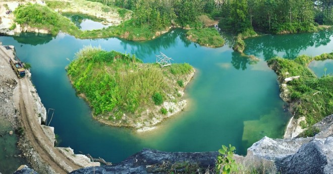 Haru Biru Telaga Biru di Ngemplak Candirejo Semin Gunungkidul