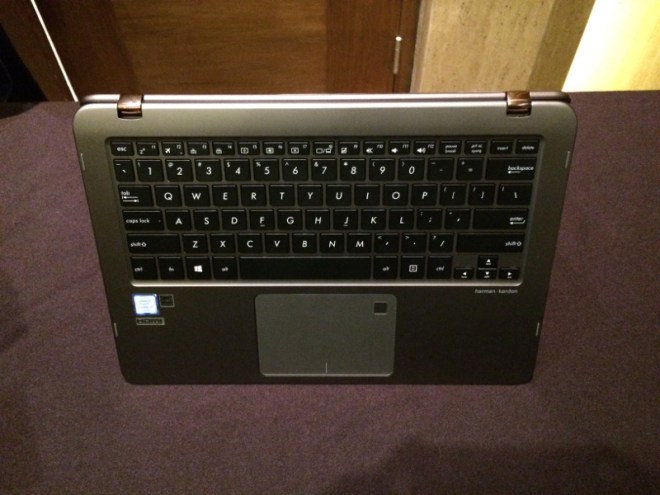 zenbook-flip-ux-360ua-body-design-02